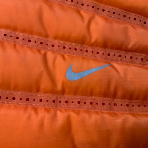 Nike Running Aeroloft 800 Orange Vest XL New Never Worn Without Tags - Picture 7 of 9